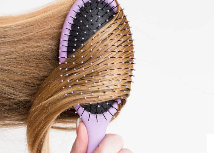 Hair Extensions Care Guide – Keep Your Wig and Weave Looking Flawless 3 How To Brush Your Hair Extensions | SimplyHair